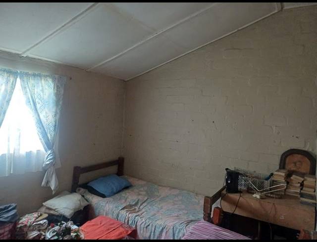 2 BEDROOM HOUSE FOR SALE IN RAVENSMEAD